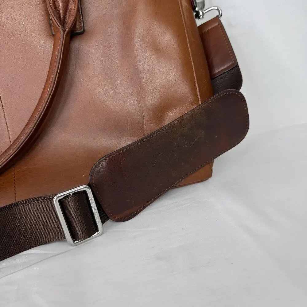 Banuce leather briefcase